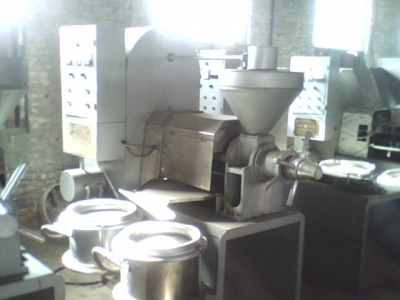 供應(yīng)榨油機(jī)，全自動榨油機(jī)，多功能榨油機(jī)，全自動螺旋榨油機(jī)