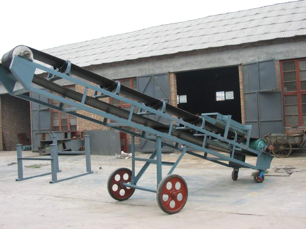 移動(dòng)皮帶輸送機(jī)