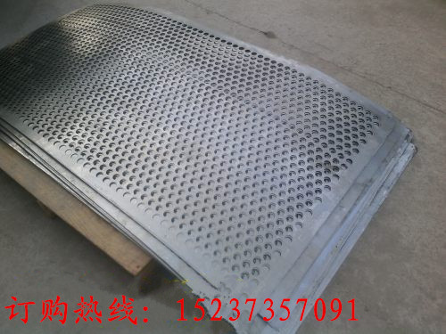 振動篩推薦篩網(wǎng)編織篩網(wǎng)、沖孔篩網(wǎng)、不銹鋼篩網(wǎng)