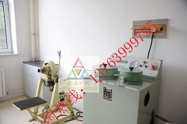 盤式真空過(guò)濾機(jī)/間斷型實(shí)驗(yàn)室真空過(guò)濾機(jī)設(shè)備/圓盤真空過(guò)濾機(jī)