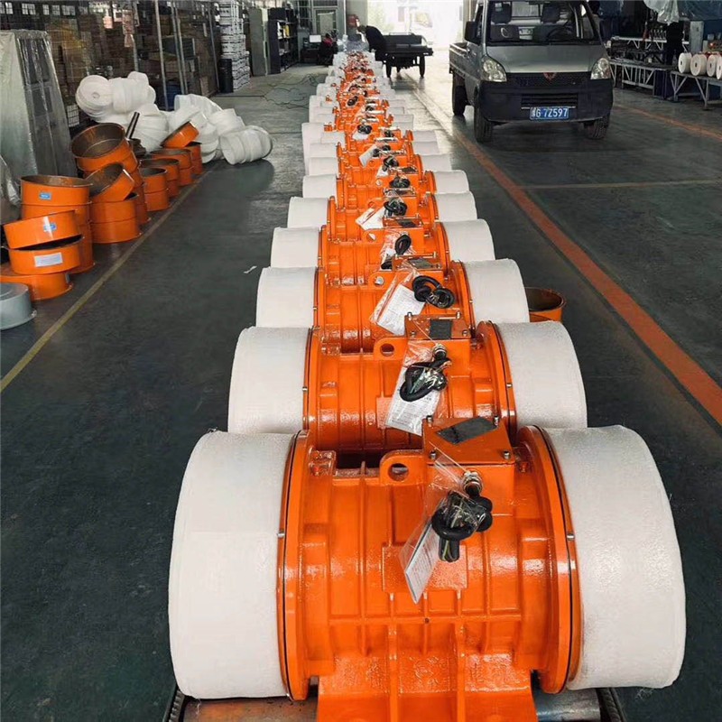 振動(dòng)篩臥式振動(dòng)電機(jī)  振動(dòng)烘干機(jī)  三維振實(shí)臺