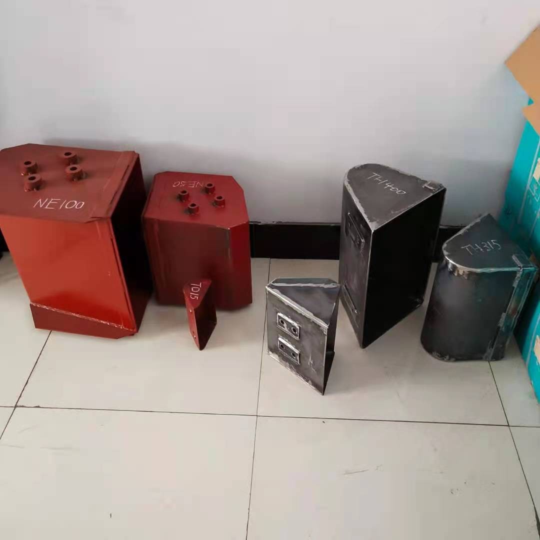 NE100提升機料斗			 