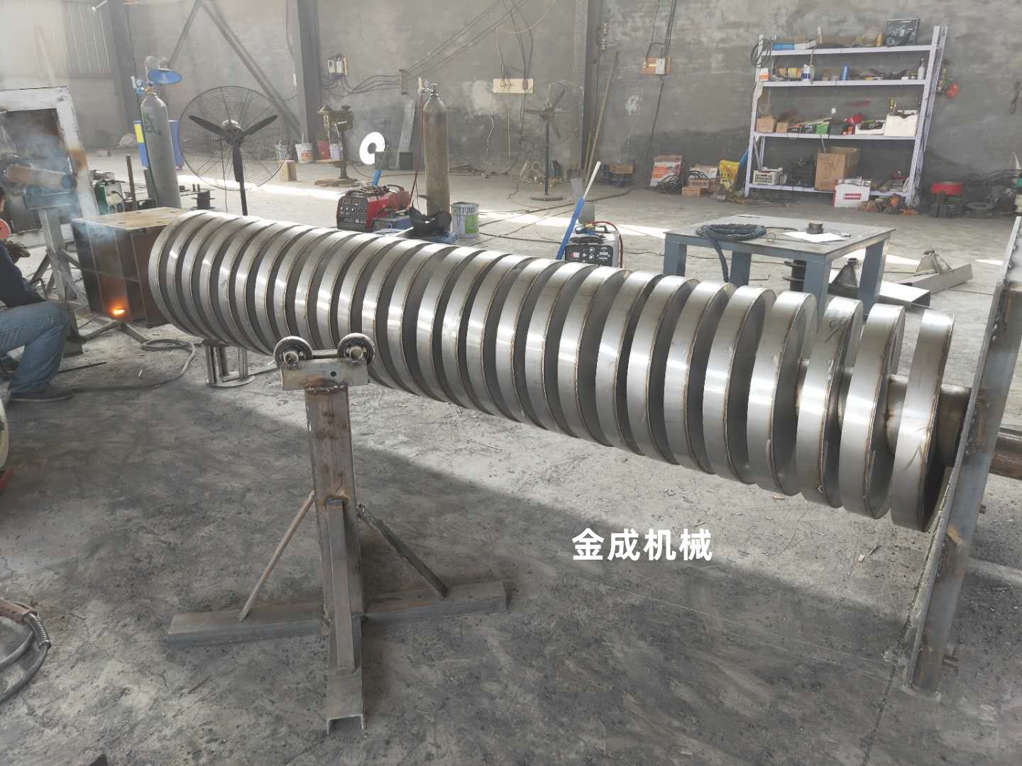 			 金成定制 洗衣粉垂直90度上料機(jī)盤式振動(dòng)提升機(jī)			 