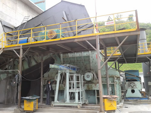 中材裝備國內最大規(guī)格單段錘式破碎機成功運行