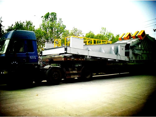 振動(dòng)篩裝車(chē)發(fā)往目的港