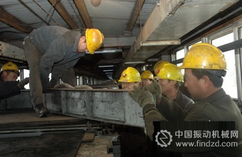 銅川礦業(yè)玉華煤礦選運系統(tǒng)振動篩