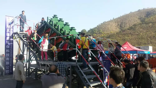湖北鑫鷹環(huán)保科技股份有限公司HGZS-55-1007五疊層高頻振動細(xì)篩