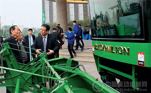 中聯(lián)重科迅速切入農(nóng)業(yè)機械市場,目標是成為中國第一、全球前五的農(nóng)機制造商。
