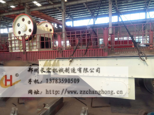 鄂式破碎機發(fā)貨4.jpg