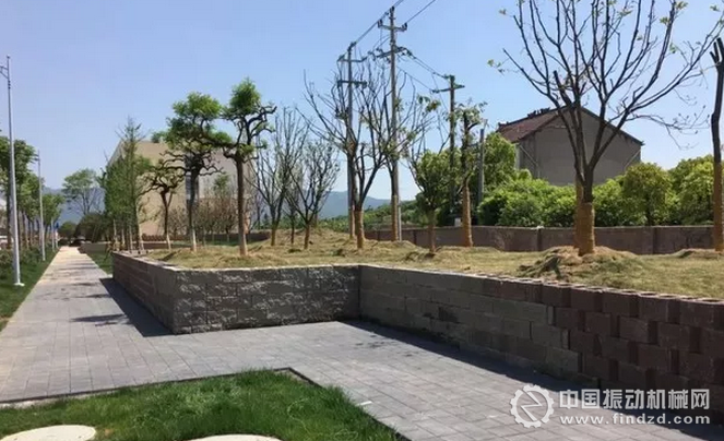 圖為:浙江金華中天城建綠色再生資源有限公司建筑垃圾處置示范生產(chǎn)線現(xiàn)場圖