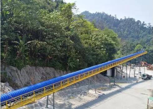 圖五 90m長膠帶輸送機(jī)