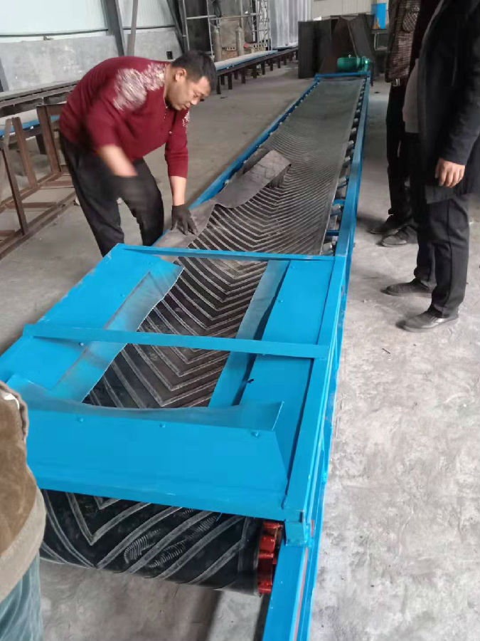 收糧推薦皮帶輸送機(jī)