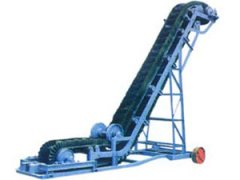 大傾角波形擋邊帶式輸送機(jī)0.jpg