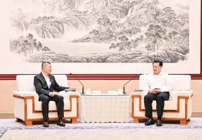 ▲5月21日下午,市委書記袁家軍會見中國礦產(chǎn)資源集團黨組書記、董事長姚林。